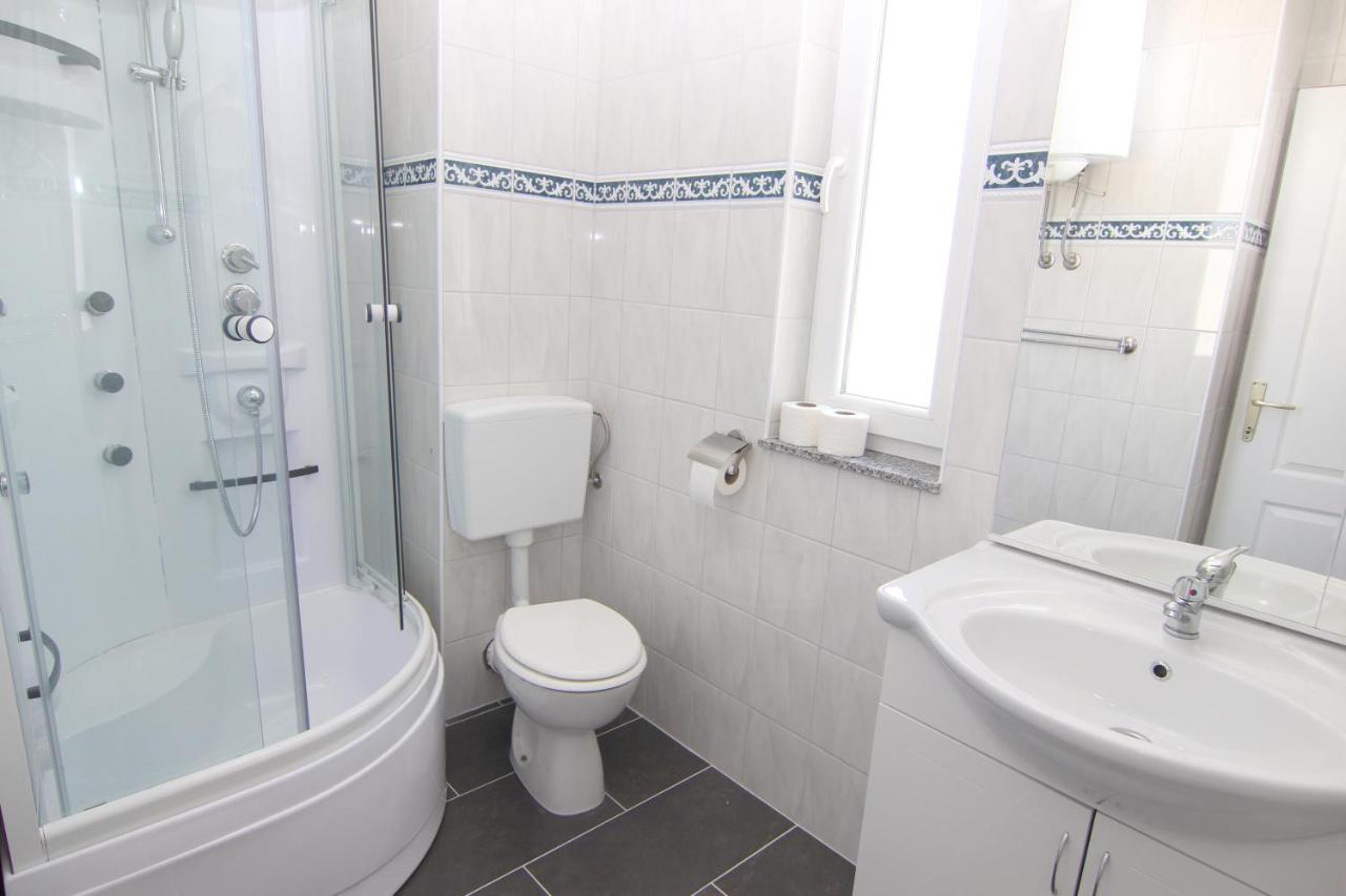 Apartments Ljubic Pag Town Zewnętrze zdjęcie
