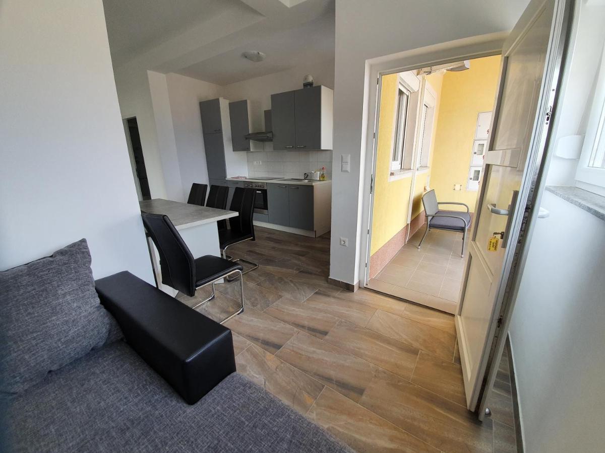Apartments Ljubic Pag Town Zewnętrze zdjęcie