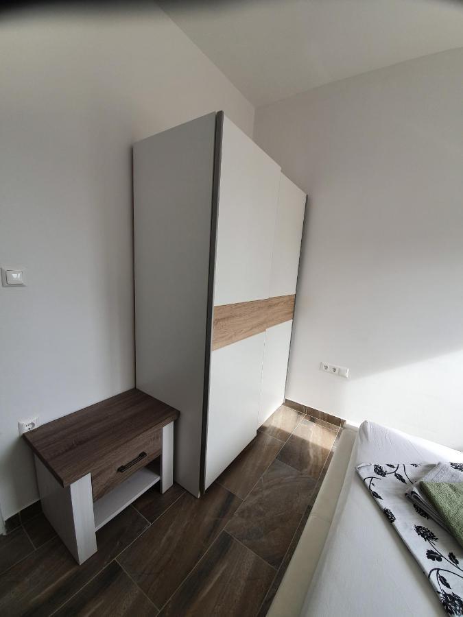 Apartments Ljubic Pag Town Zewnętrze zdjęcie