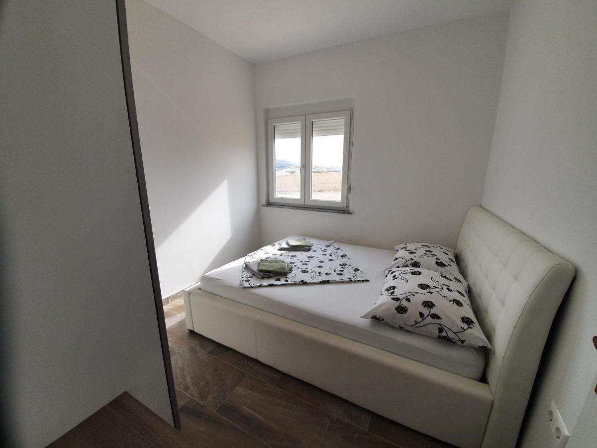 Apartments Ljubic Pag Town Zewnętrze zdjęcie